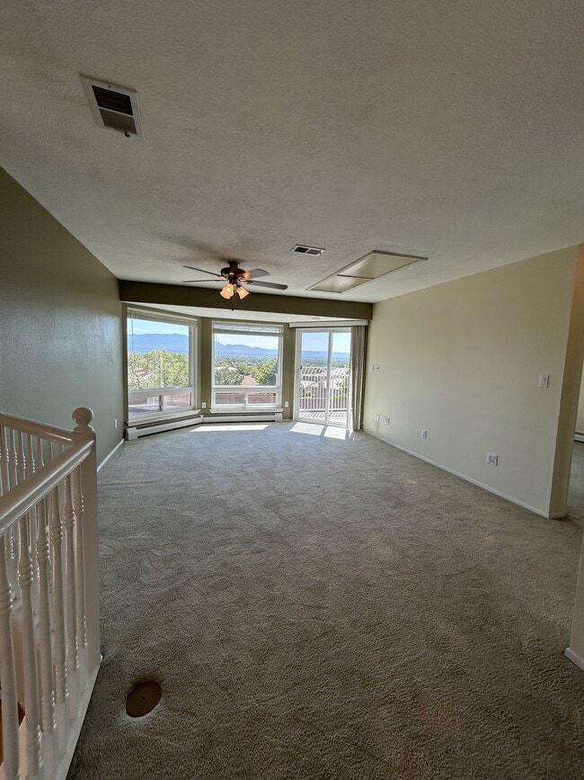 Building Photo - 8316 Calle Primera NW
