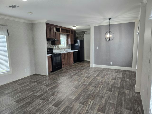 Building Photo - 64 Stebbins Dr