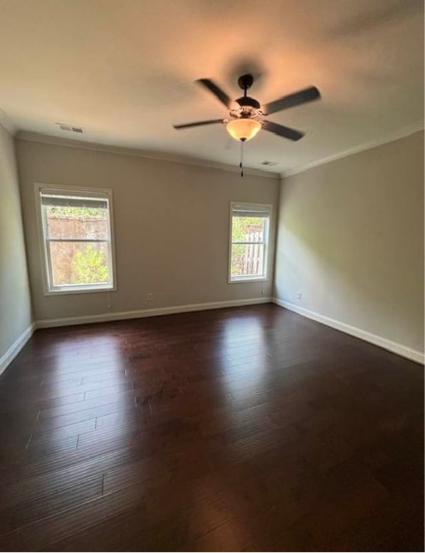 Building Photo - 4215 Lennox Dr