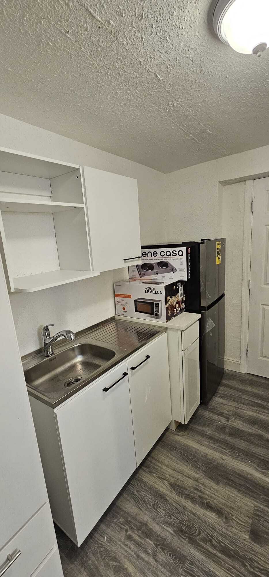 Building Photo - 3328 Wilson St