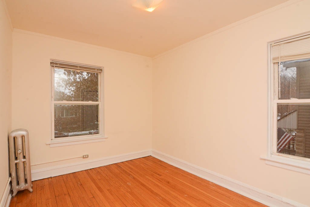 Building Photo - 2948 N Albany Ave