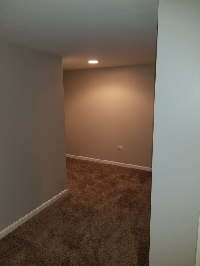 Building Photo - 1196 Megan Ct