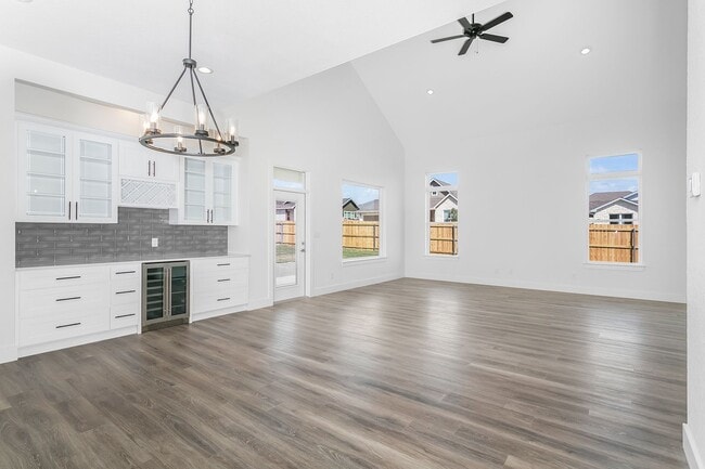 Building Photo - Oaks Of Windcrest