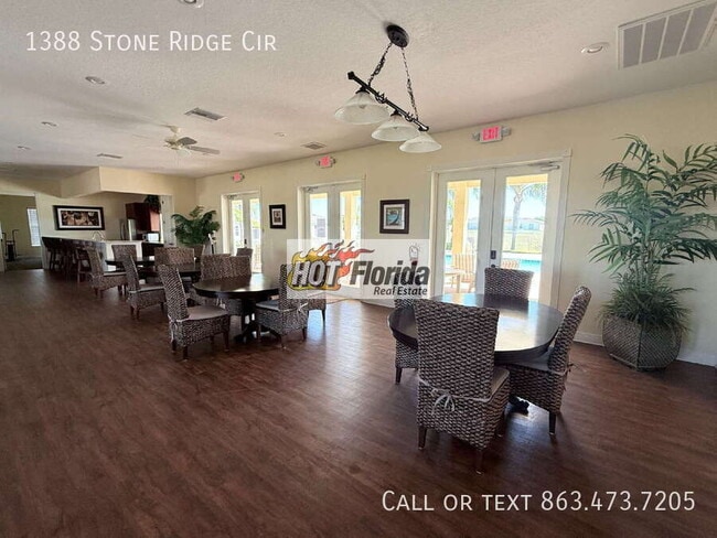 Building Photo - 1388 Stone Ridge Cir