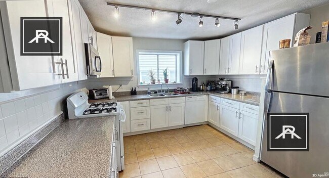 Primary Photo - 7 bedroom in Somerville MA 02143