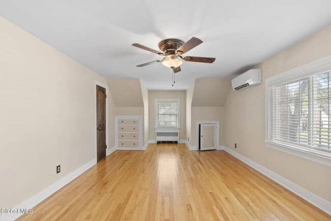 Building Photo - 4 Berncliff Ave