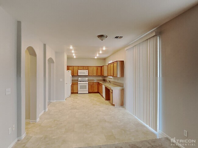 Building Photo - 3521 Tesoro Del Valle Ct