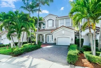 Building Photo - 10824 NW 84th St