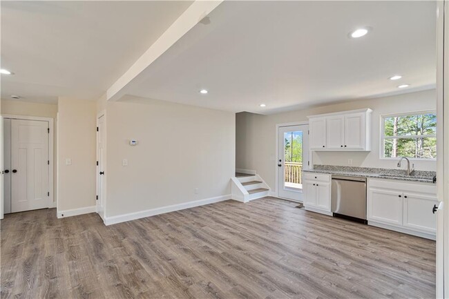 Building Photo - 230 Grand Oak Ln
