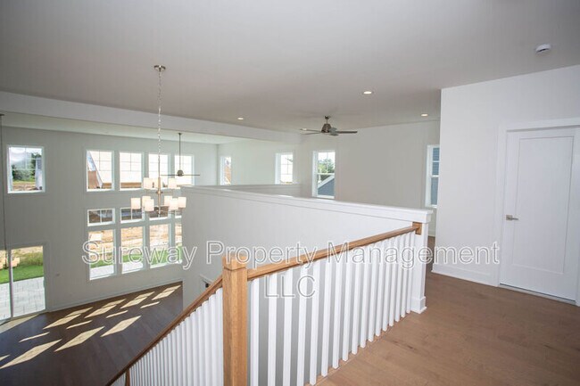 Building Photo - 7 Cole Pl