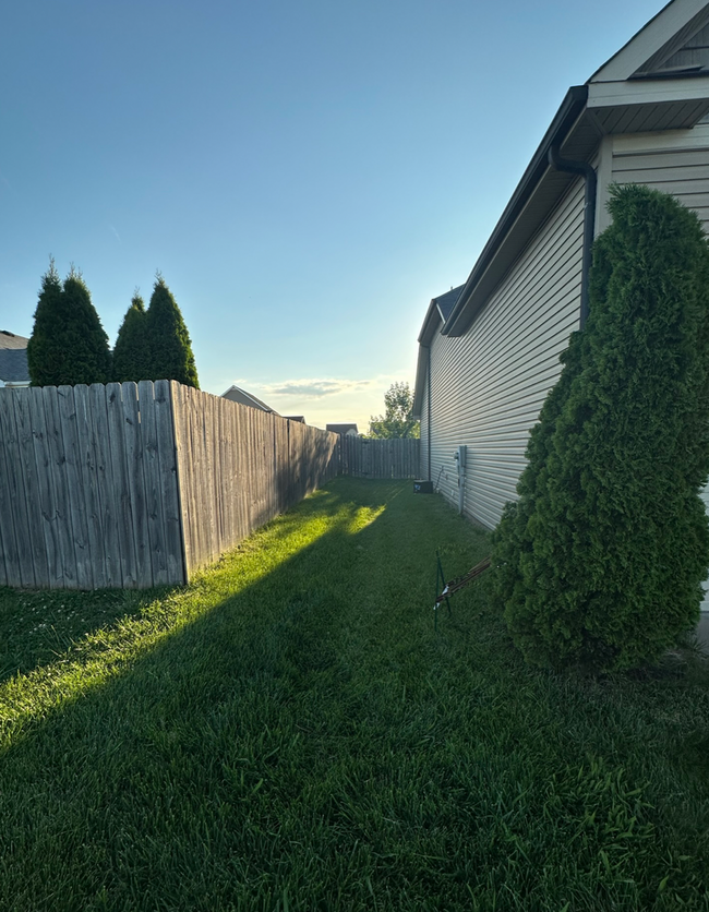 Building Photo - 2336 Pea Ridge Rd