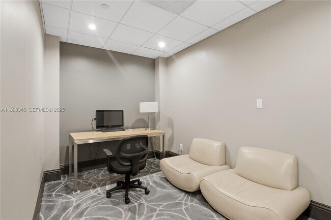 Building Photo - 770 Claughton Island Dr