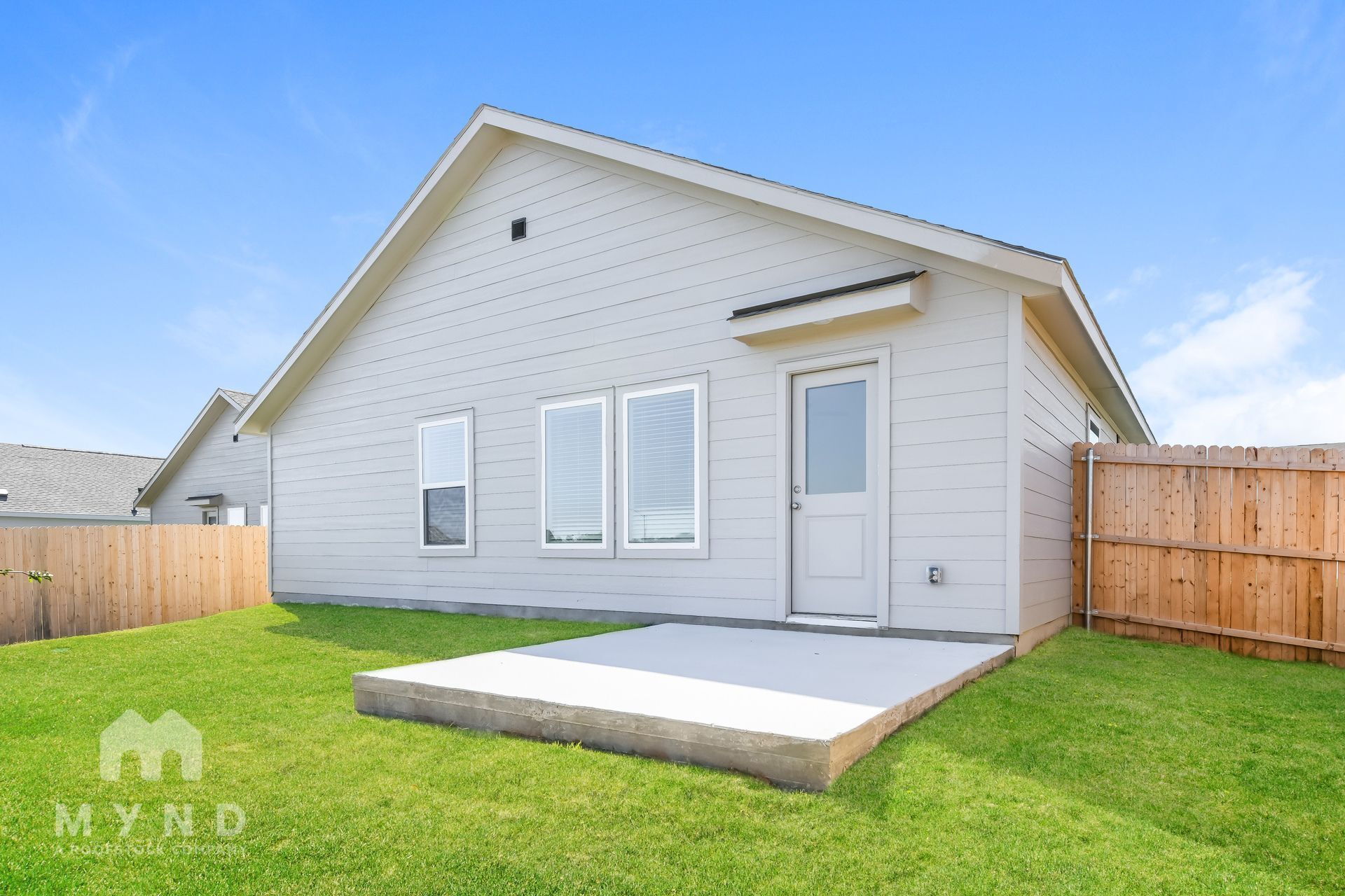 Building Photo - 2717 Ctr Crk Ln