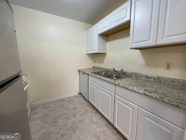 Building Photo - 5849 Eagles Crossing Ln