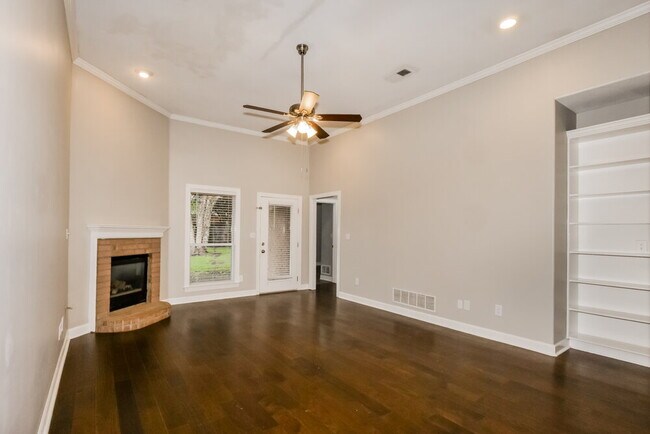 Building Photo - 4494 Graystone Dr