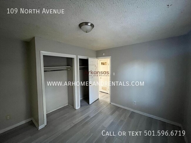 Building Photo - 109 North Ave