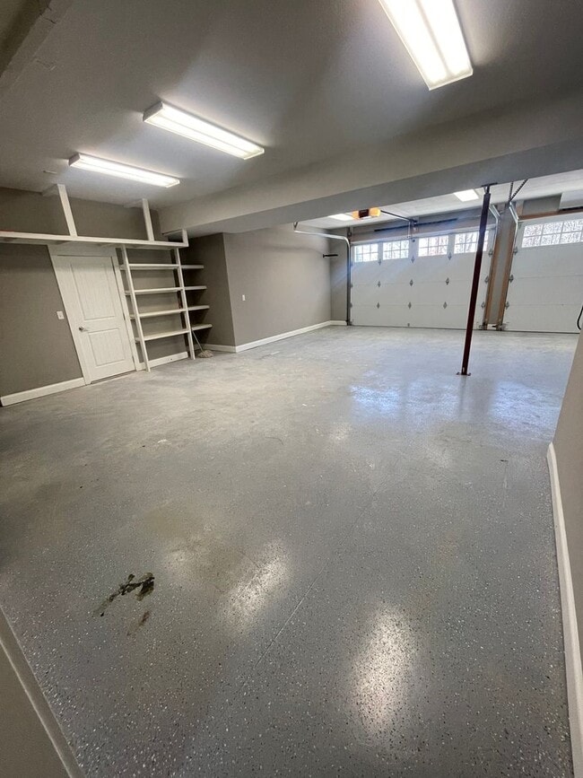 Building Photo - 4 Bedroom Soddy Daisy Rental Property with...