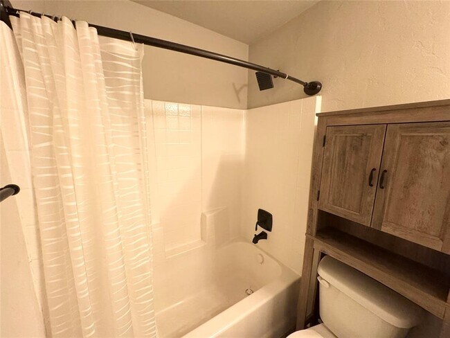 Building Photo - 11504 SW 8th Cir