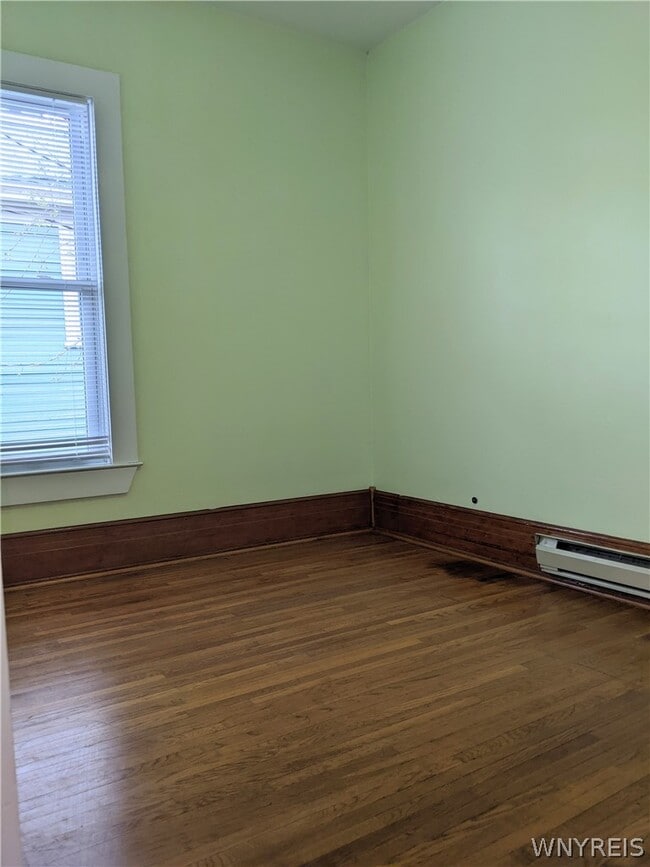 Building Photo - 344 Hudson St