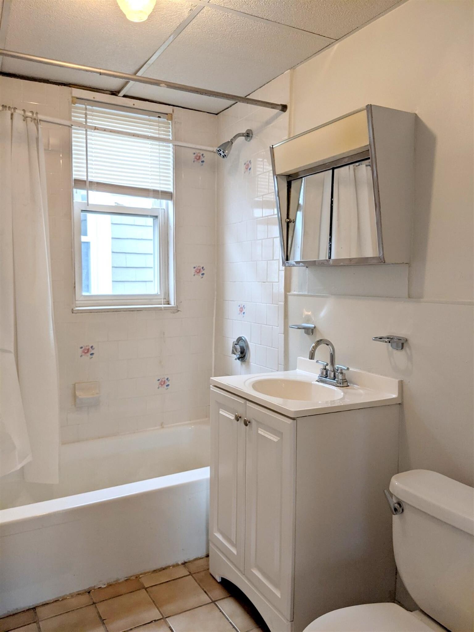 Building Photo - 104 Conwell Ave