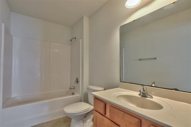 Building Photo - 3000 S Adams St