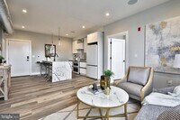 Building Photo - 1612 Cambridge St