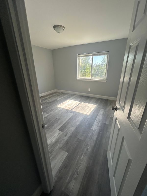 Building Photo - 113 Wilmington Pl SE