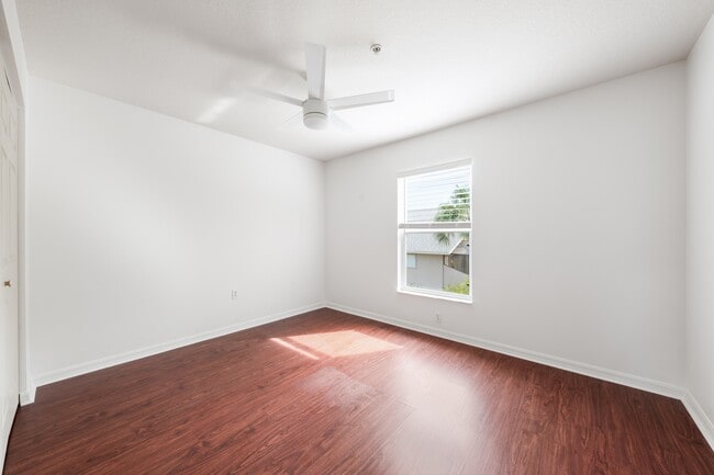 Building Photo - 371 Bobby Jones Rd