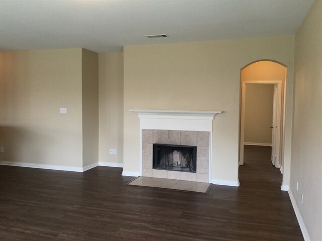 Building Photo - 245 Brookdale Dr