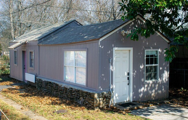 Primary Photo - 3411 E 5th Pl