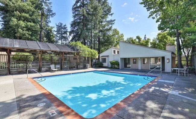 Building Photo - This stunning condo in Santa Clara offers ...