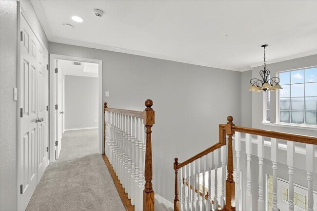 Building Photo - 6901 Windy Cove Cir