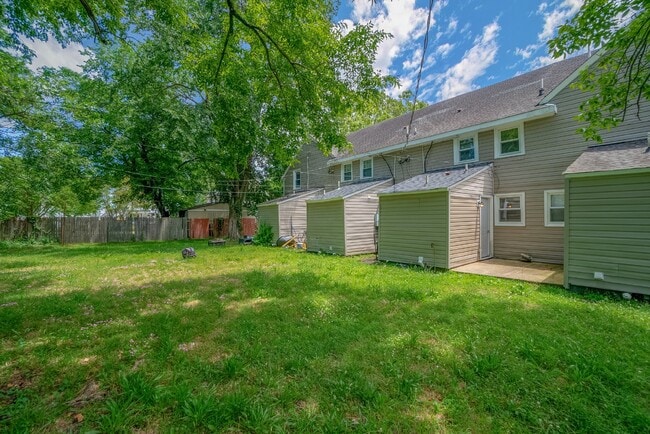 Building Photo - PORTSMOUTH TOWNHOME - 2 BED, 2 FULL BATH FOR RENT BY PMI VIRGINIA