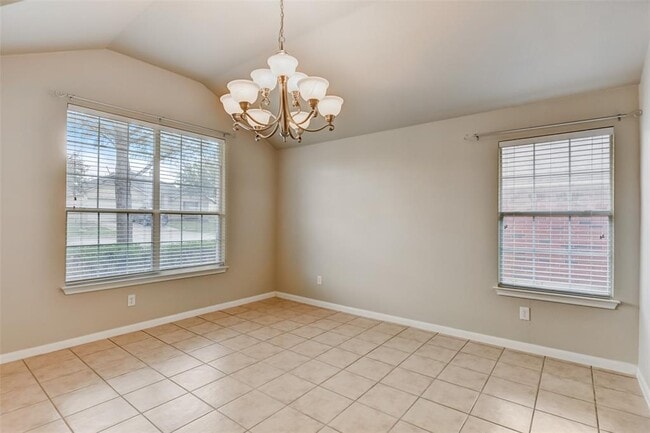 Building Photo - 834 Dark Horse Ln