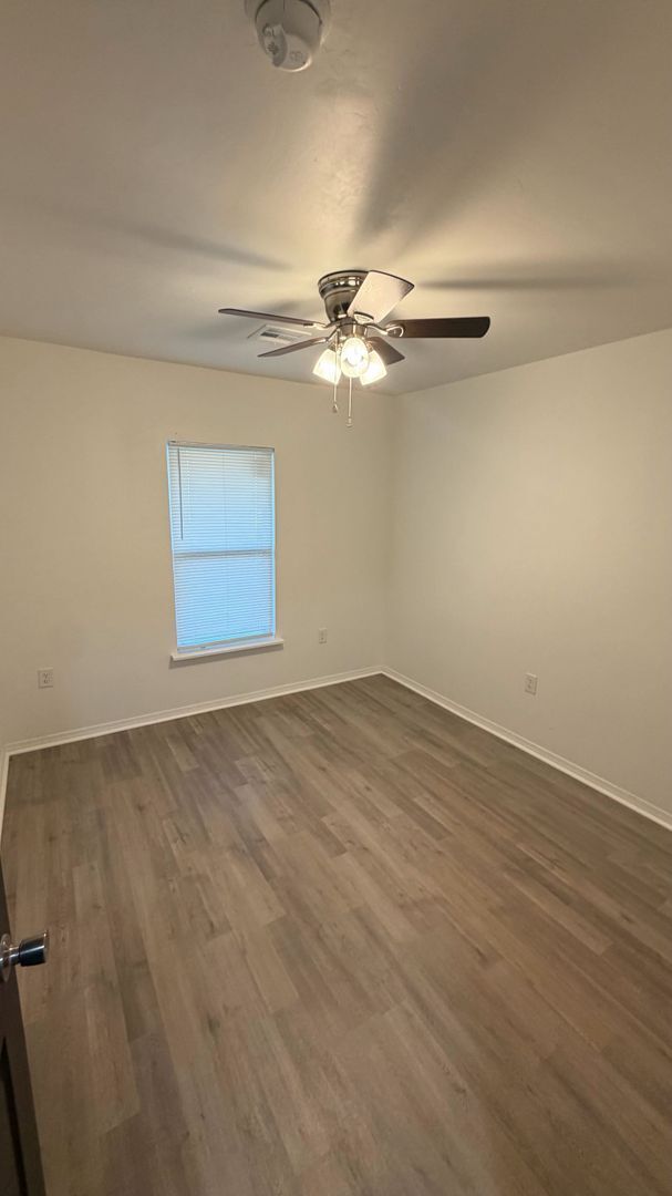 Building Photo - FOR SALE $230,000.00