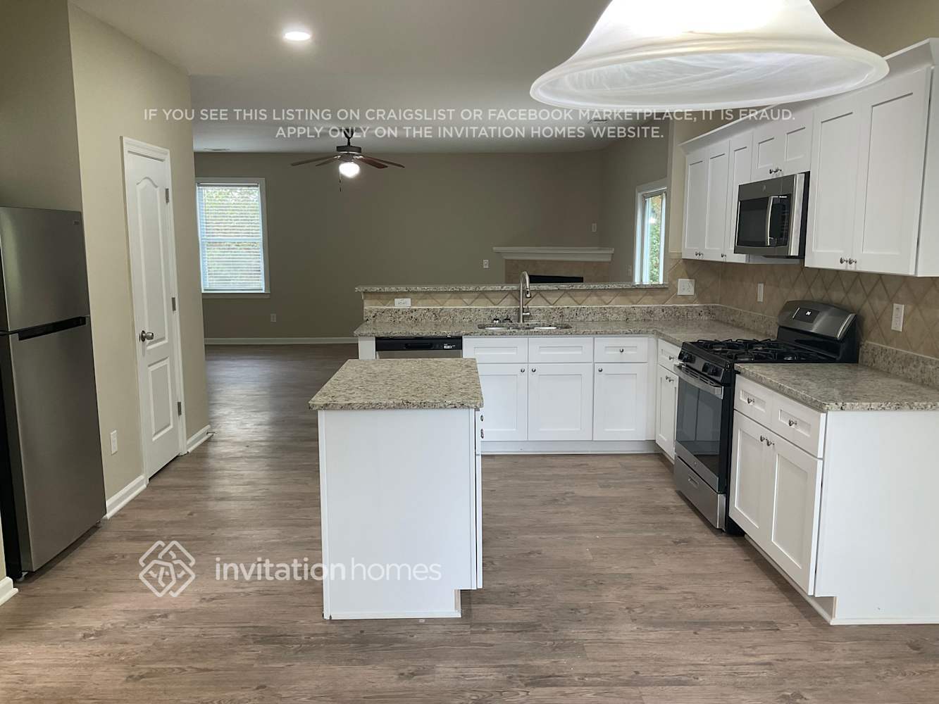 Building Photo - 1617 Preserve Park Dr