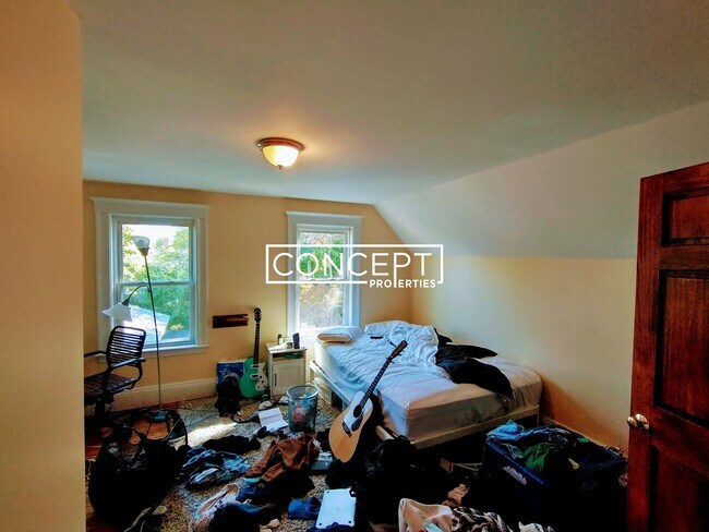 Building Photo - 89 Winthrop St