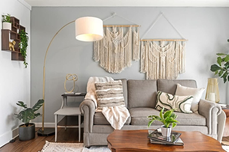 Building Photo - 3413 W Sunset Ave