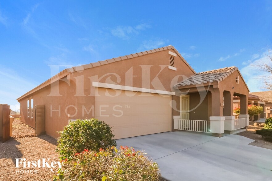 Building Photo - 21621 W Watkins St