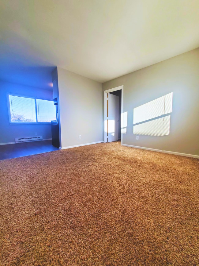 Building Photo - 2642 E Ocean View Ave