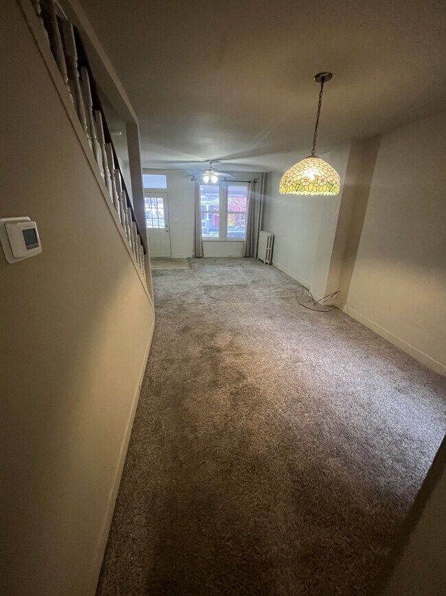 Building Photo - 446 Nevin St