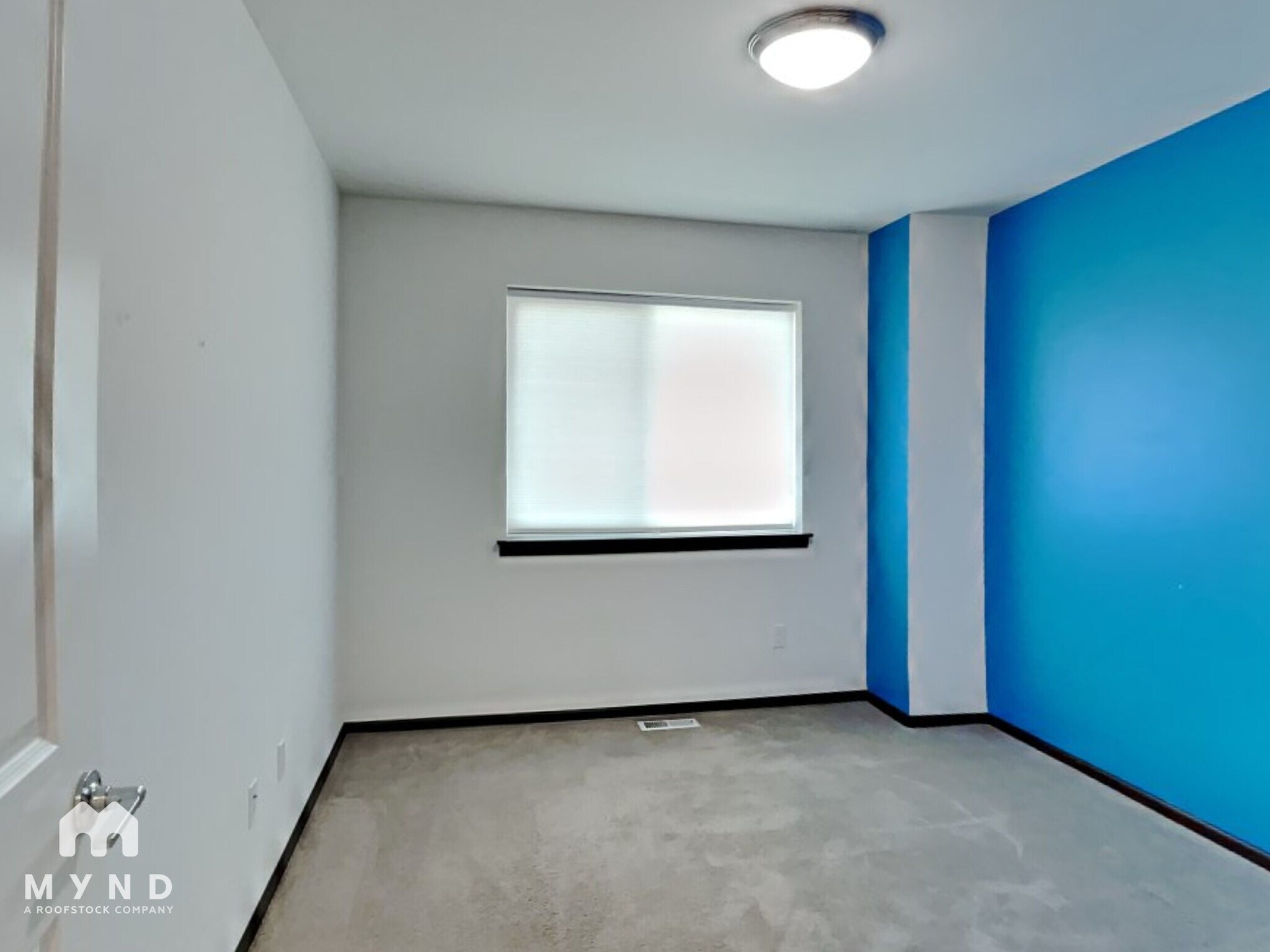Building Photo - 2753 S 124th Ln