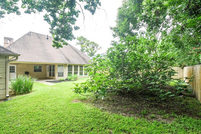 Building Photo - 811 Sugar Plum Cir