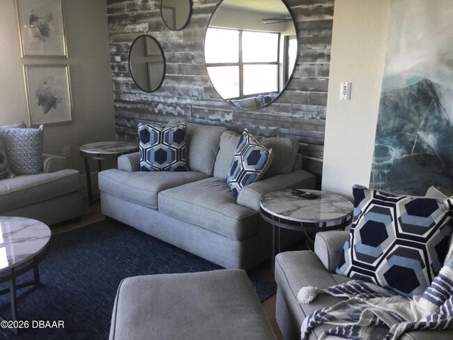 Building Photo - 1571 S Atlantic Ave