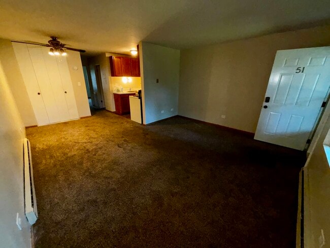 Building Photo - Schneider Ave #51