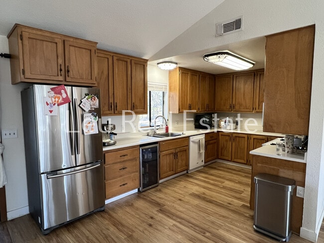 Building Photo - 3291 Maverick Ct