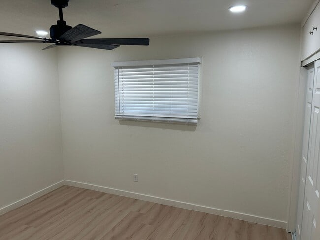 Building Photo - Move in Special!!  $500 off your first month for a lease signed by August 15, 2026 !!!Single leve...
