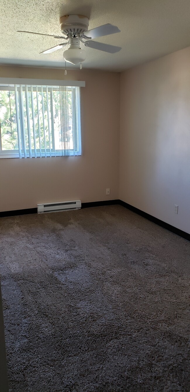 Building Photo - Aspen Circle Apartments