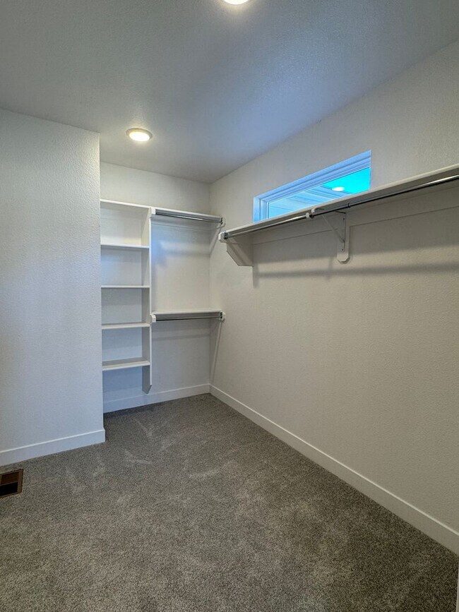 Building Photo - {31750} Brand New Ranch Home + 3 Car Garage + Unfinished Basement