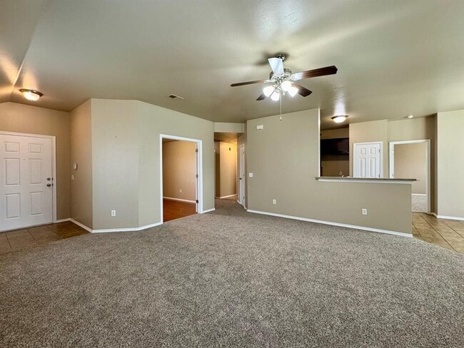 Building Photo - 422 Oregon Trail